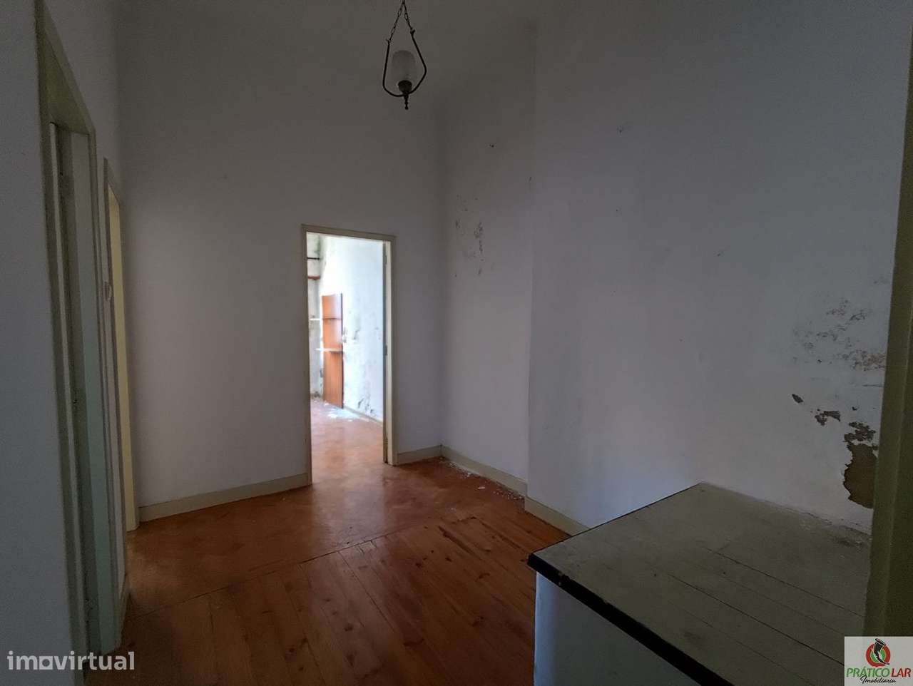 Moradia para restauro no centro na Zona Histórica de Vera Cruz-18