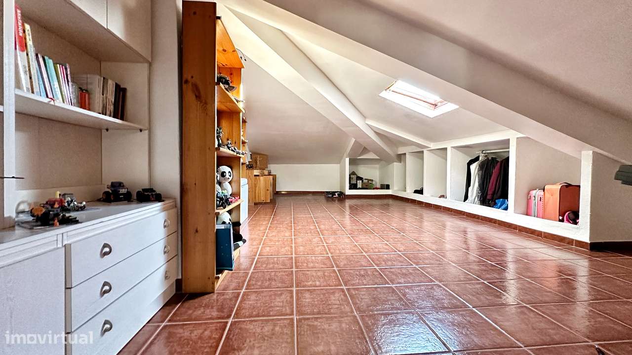 Moradia Geminada T4 – Quinta do Conde (Boa Água)-39