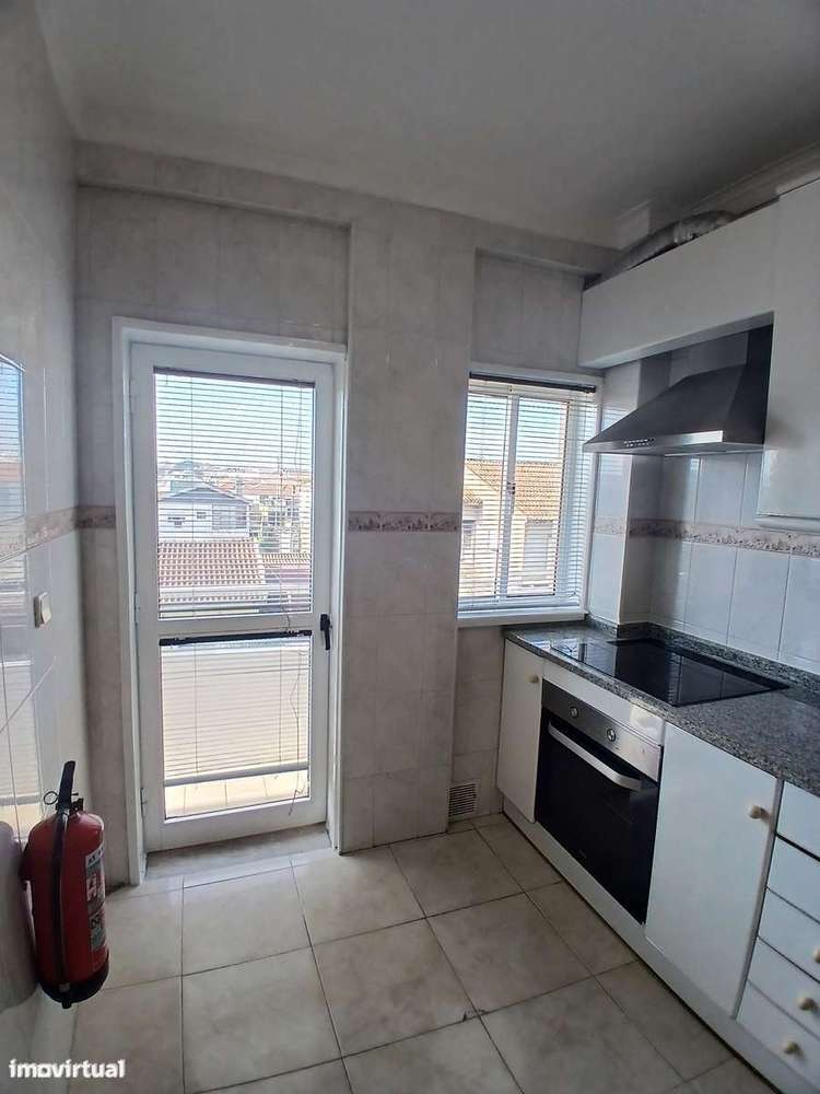 O Apartamento já está ARRENDADO - Grande imagem: 3/15