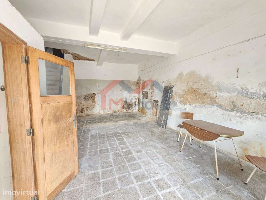 Moradia V3 para recuperar - Benafim - Grande imagem: 5/15