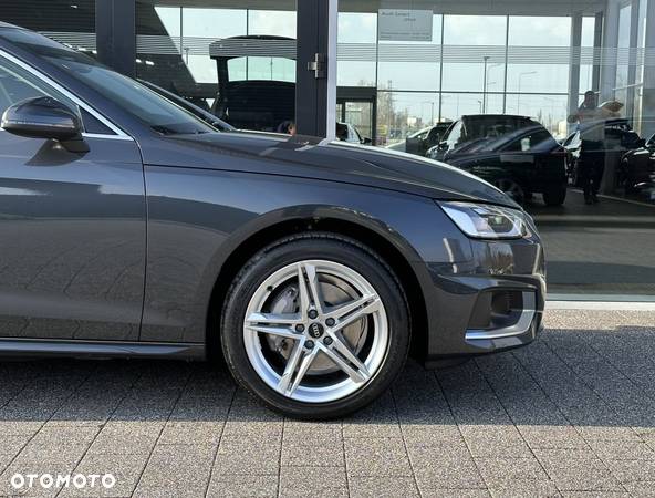 Audi A4 40 TFSI mHEV Advanced S tronic - 5