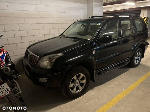 Toyota Land Cruiser - 7