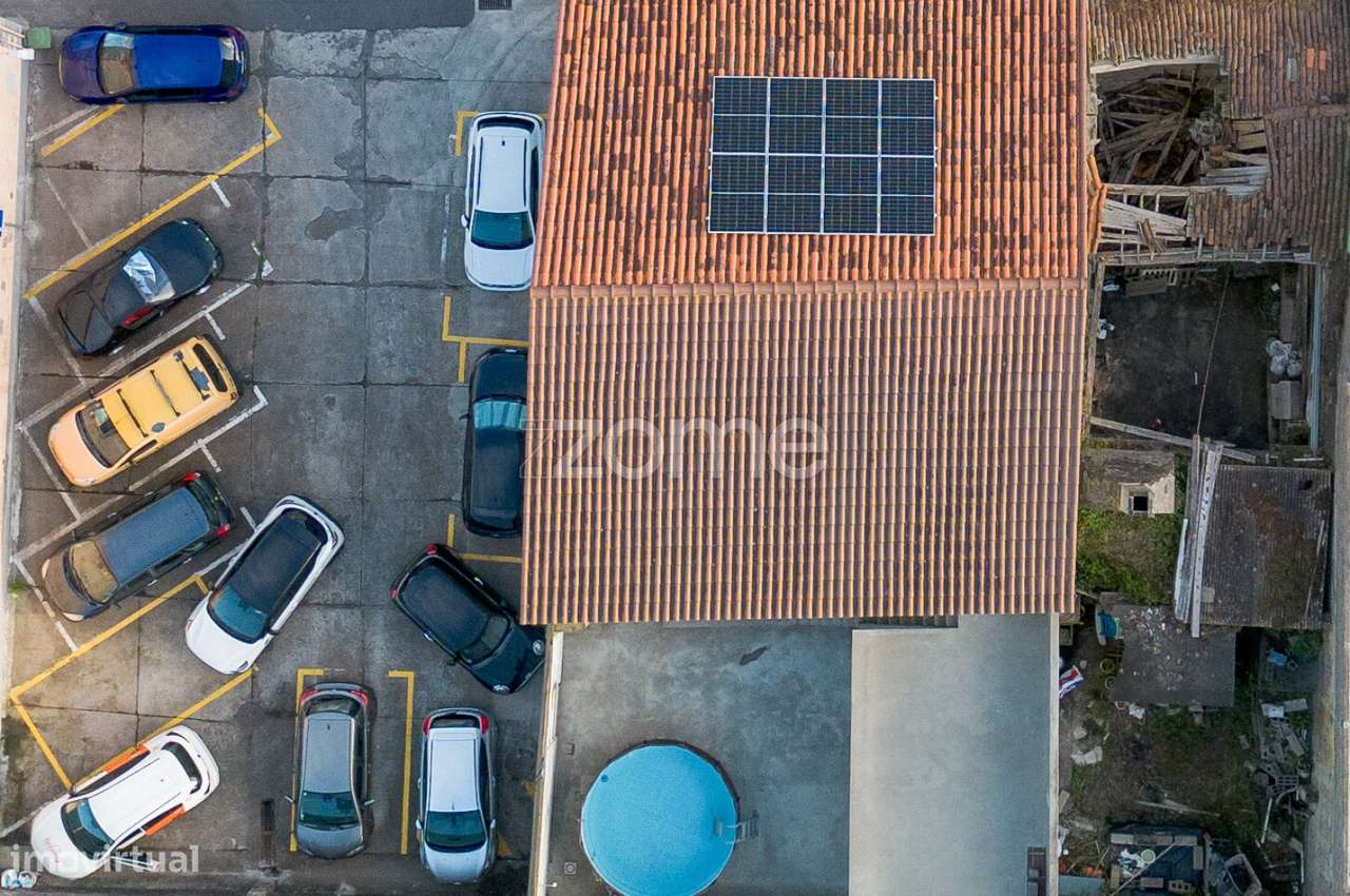 Moradia T6+1 com Terraço, Vista Mar e Ruína – Santa Bárbara-23