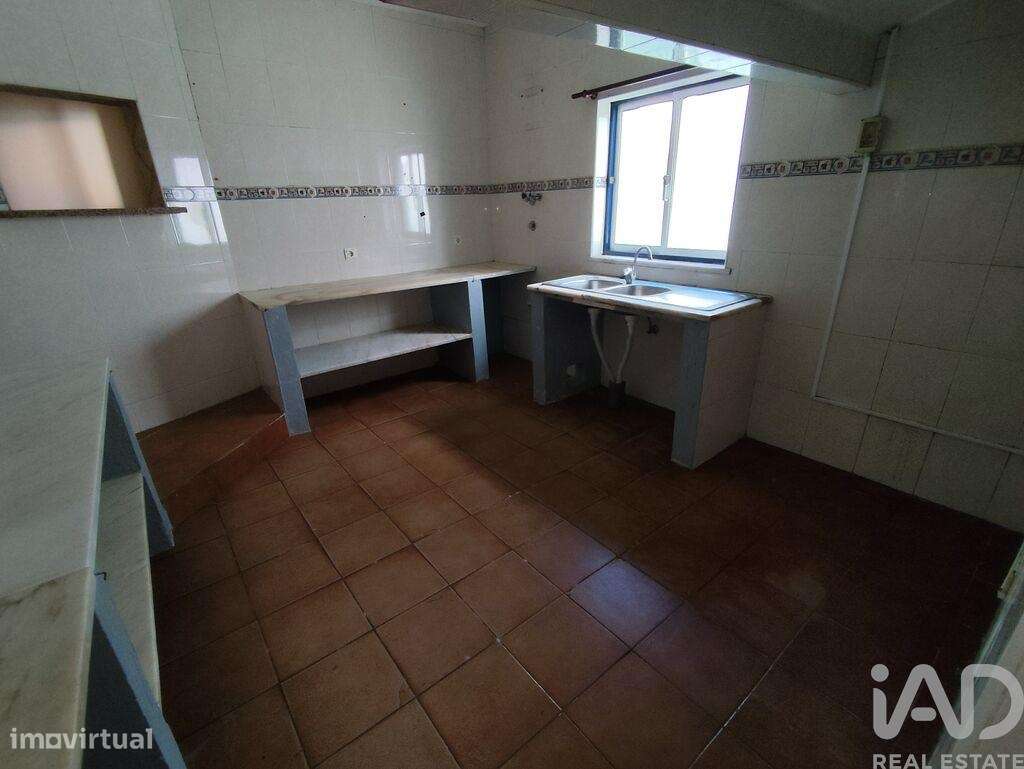 Loja / Estabelecimento Comercial em Benavila e Valongo de 141,00 m2 - Grande imagem: 5/8