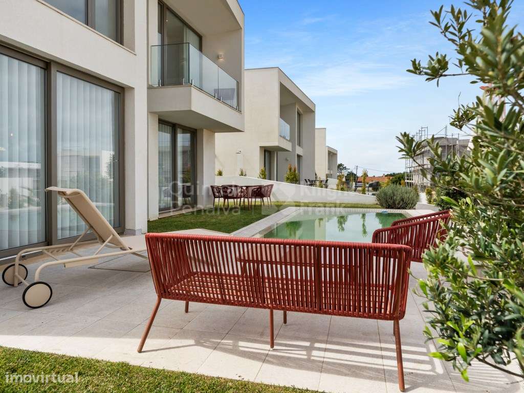 Moradia T4 com jardim, piscina e vista mar em Fontanelas, Sintra - Grande imagem: 5/25