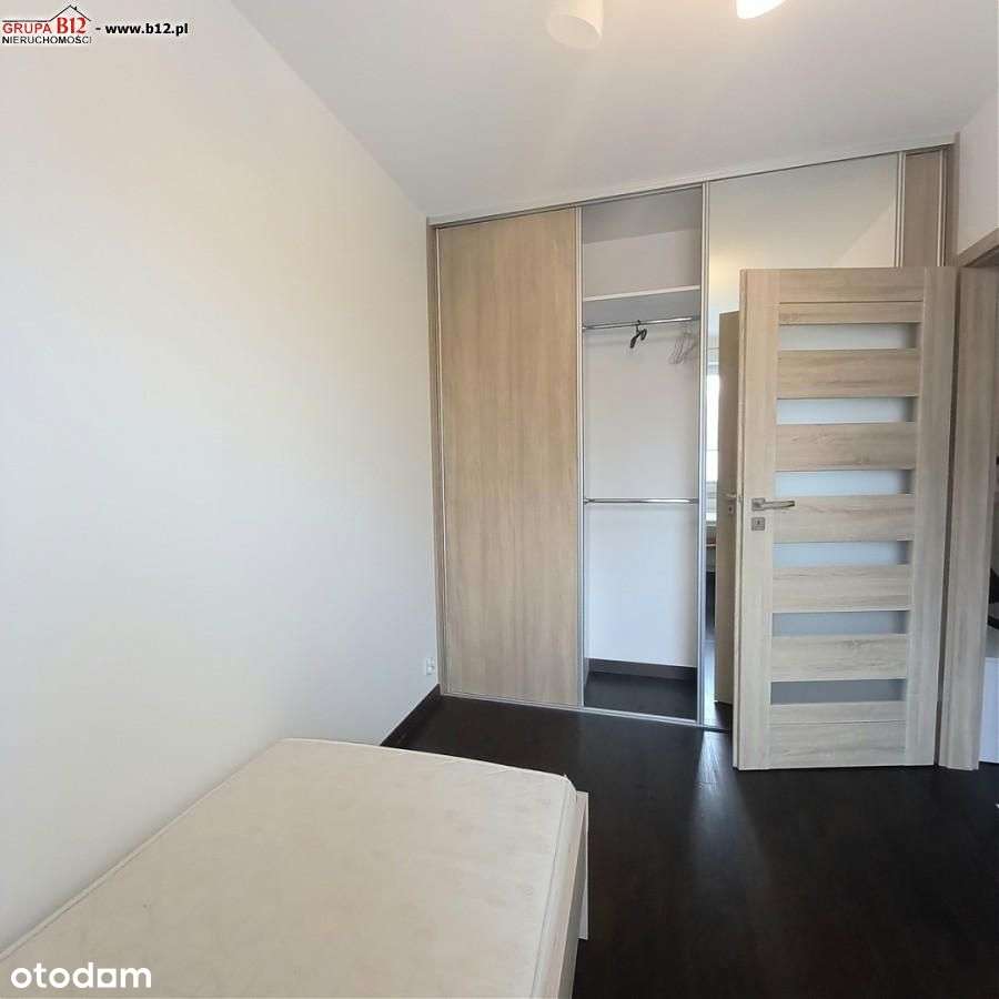 Agh-okolice, Azory / 2-niezależne pokoje, 2016r.-8