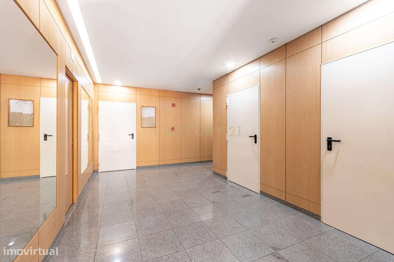 Apartamento T2 no prestigiado Empreendimento SolVillas – Póvoa de Sant - Grande imagem: 5/40