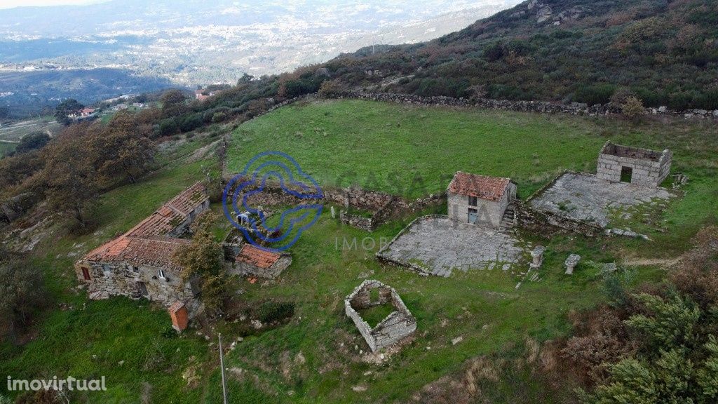 Quinta para venda em Soalhães