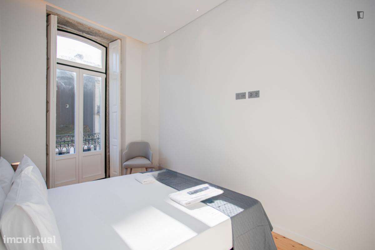 Apartamento com 1 quartos - localizado em Sé Porto - Grande imagem: 4/23
