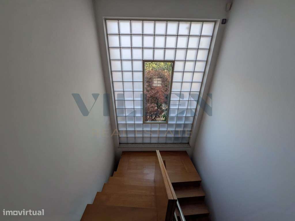 Moradia T5 de Luxo em São Romão do Coronado-15