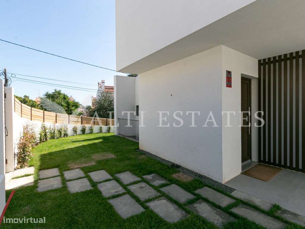 Moradia moderna T3+1 recém-construída em Murches-46