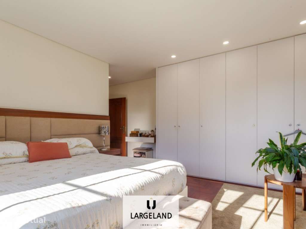 Moradia T5 - Travanca, Santa Maria da Feira-17