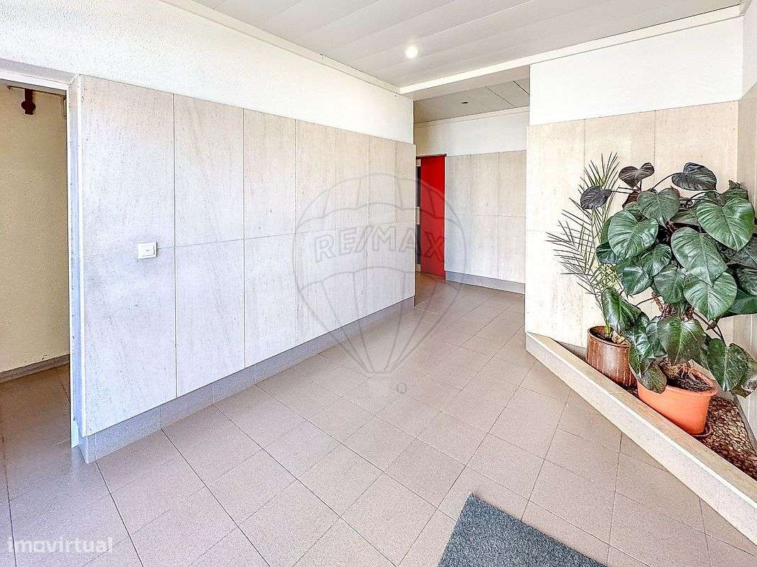 Apartamento T3 para arrendamento - Grande imagem: 2/14