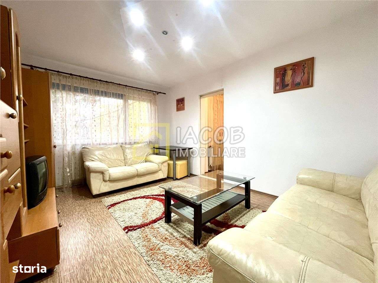 Apartament doua camere, zona Universitatii - Piata Sud Bacau, etajul 1 - Imagine principală: 4/13