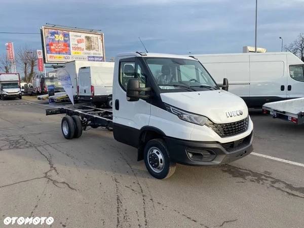 Iveco Daily 35C18, 3.0l 180KM, Podwójne koło - 1