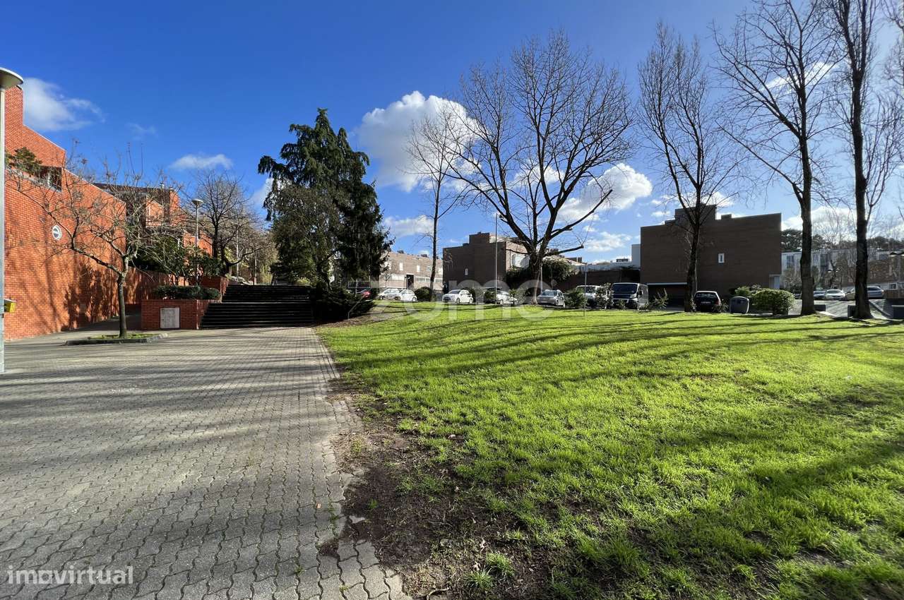 T3, 2 salas, terraço e 2 box na “Cooperativa dos Arquitectos”, - Grande imagem: 4/28