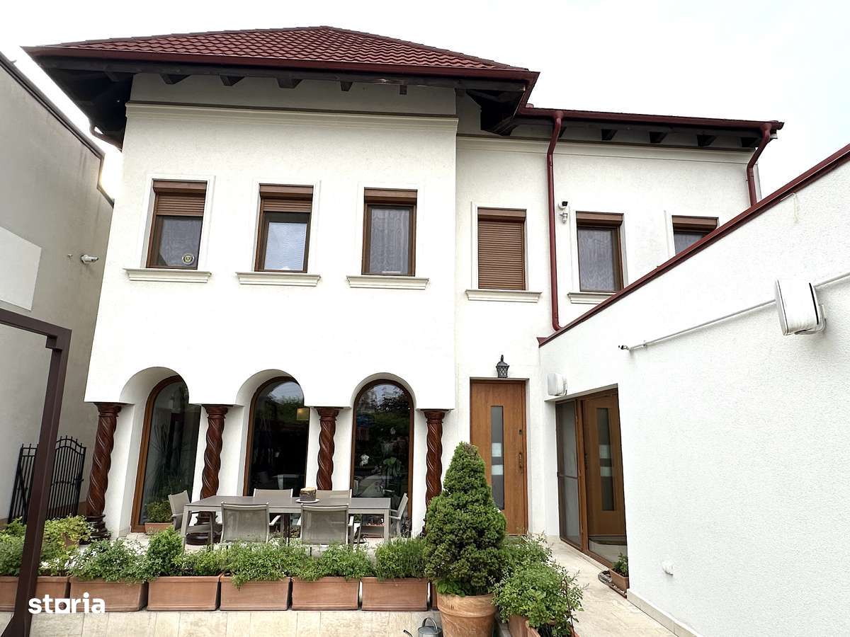 Vilă UNICAT: Eleganța arhitecturii neo-românești - Imagine principală: 4/20