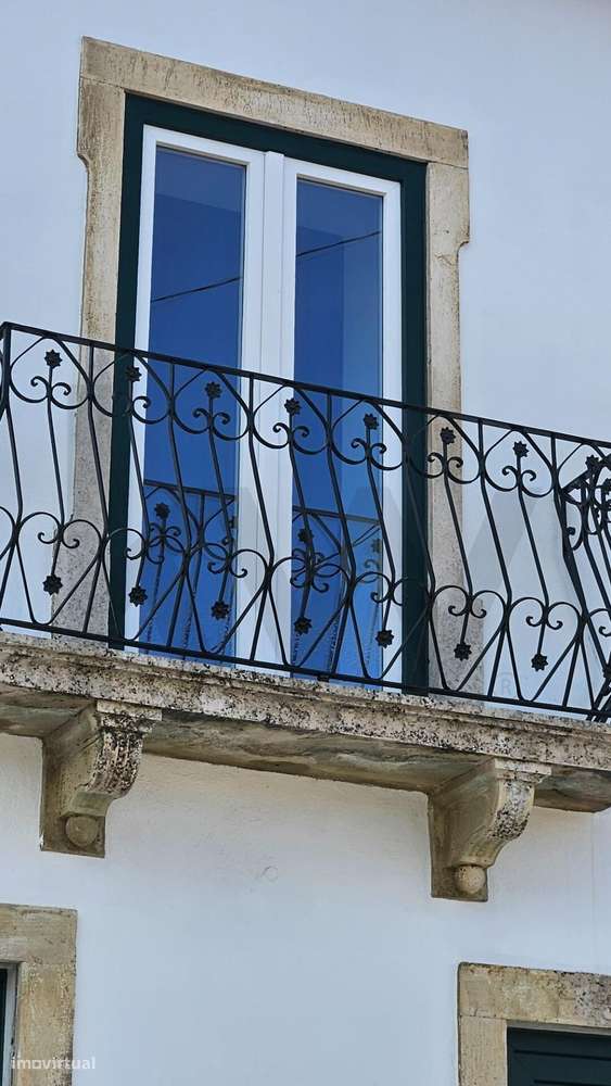 Moradia T3 nos Arredores de Santarém: O Encontro Perfeito entre Histór - Grande imagem: 1/29