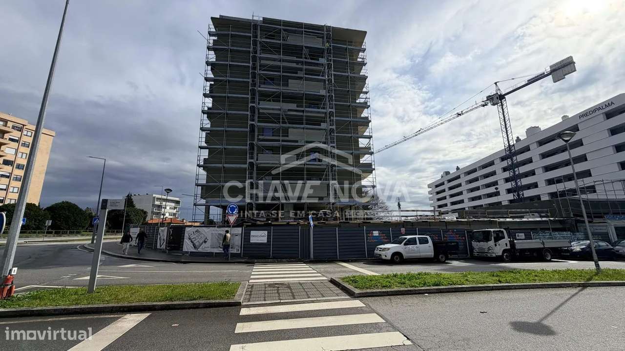 T3 Novo c/ 2 Lugares de Garagem na Maia-47