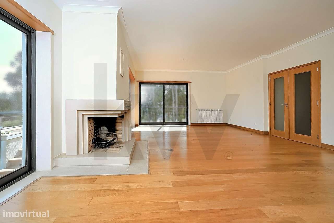 Moradia T3 com Garagem e Jardim para Arrendamento no Oeiras Golf  Resi - Grande imagem: 4/29