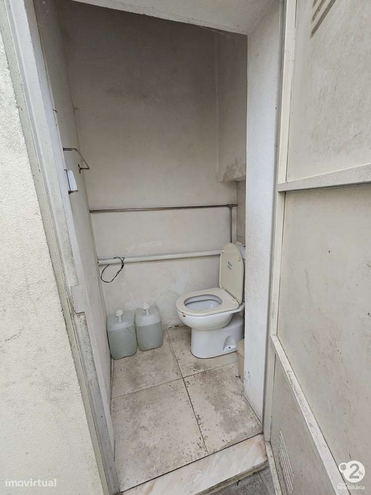 Moradia V3 em São Mamede Infesta-6