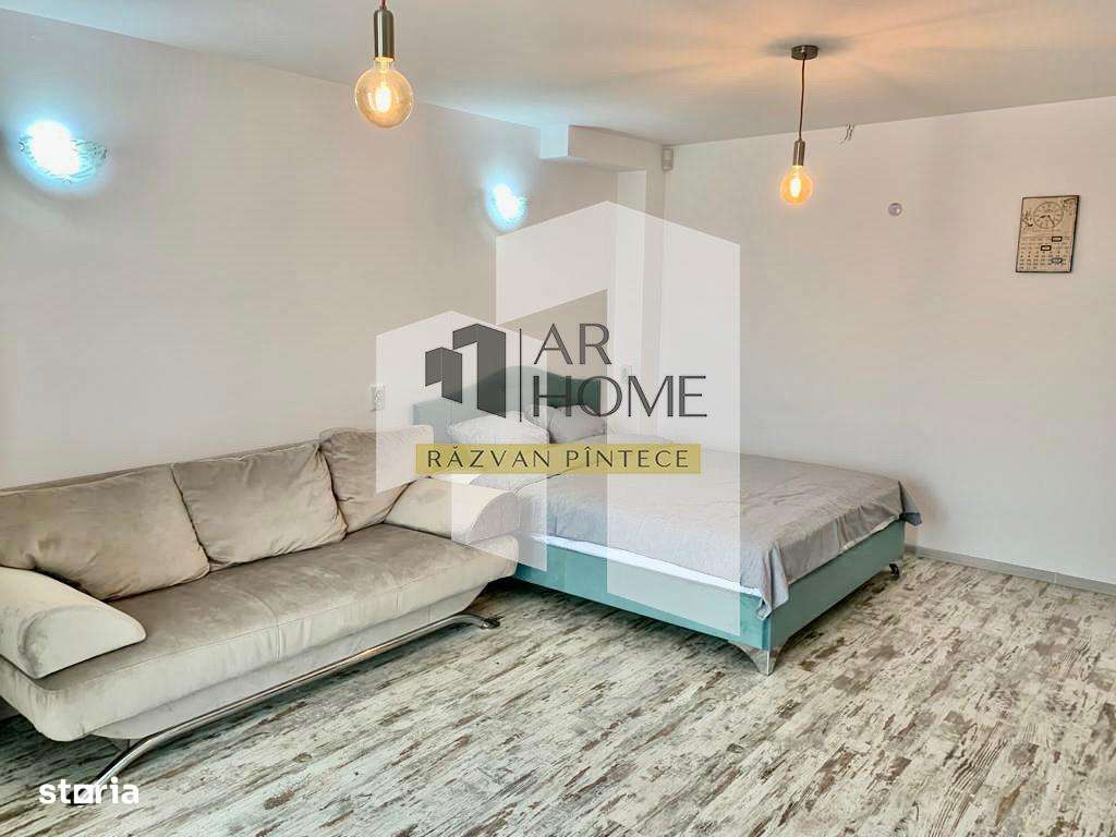 Vila P+1E+M, 15 camere, 32 locuri cazare, zona Mall AFI Palace, Ploies - Imagine principală: 5/20