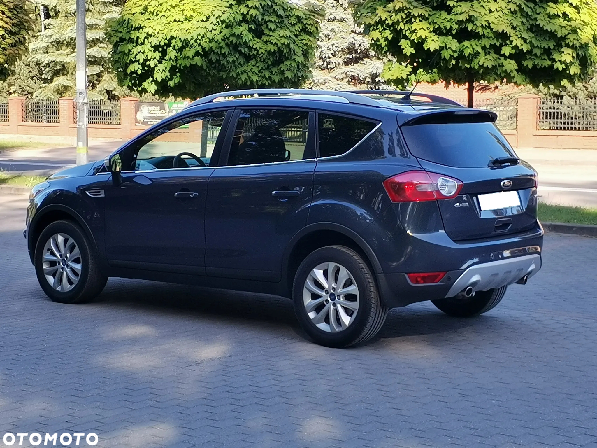 Ford Kuga 2.0 TDCi Titanium S - 2