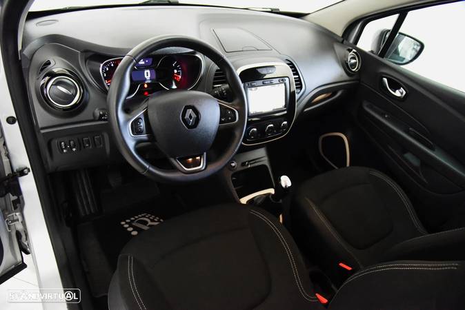 Renault Captur 1.5 dCi Exclusive - 11