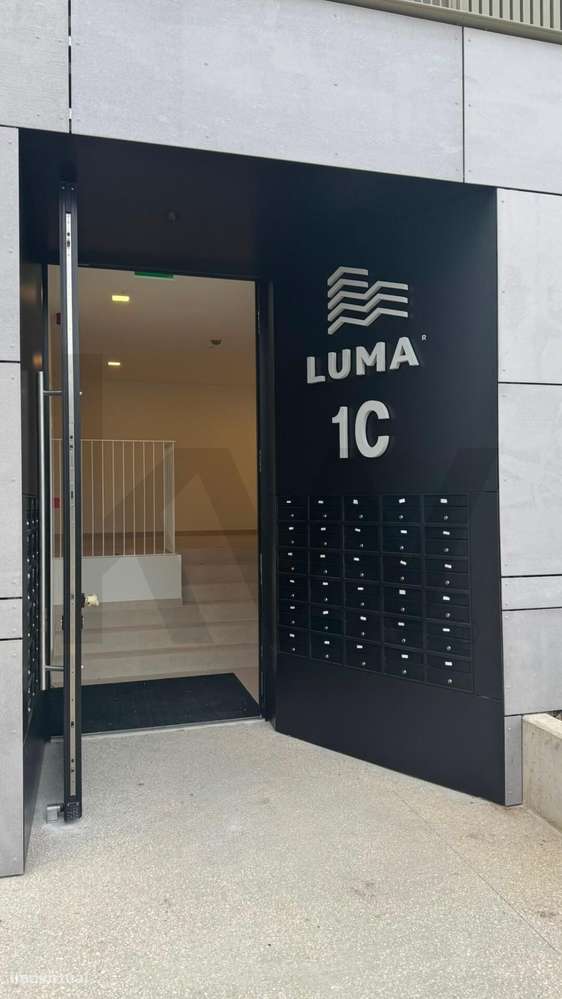 T1 com garagem NOVO a menos de 100 metros da Estação da Ameixoeira, ju-3