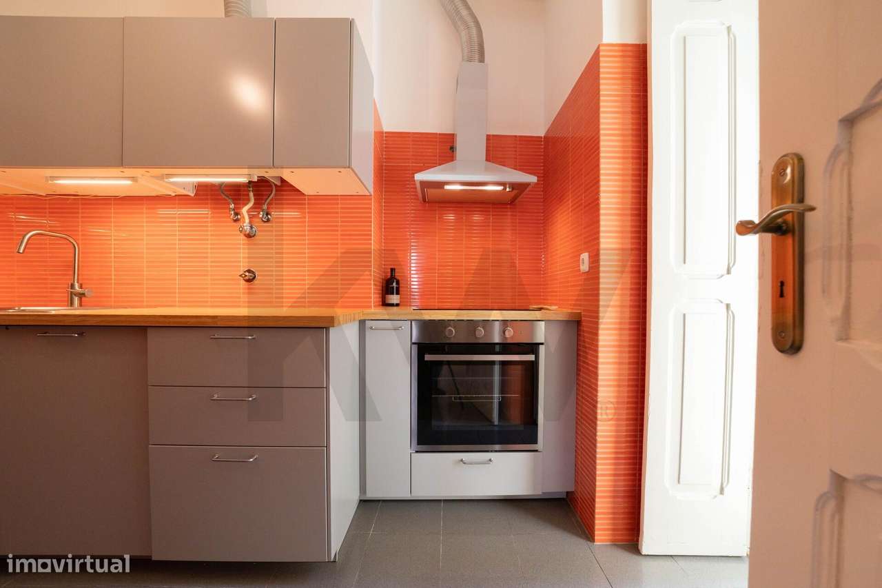 Apartamento T2 com terraço e Estacionamento no Príncipe Real-18