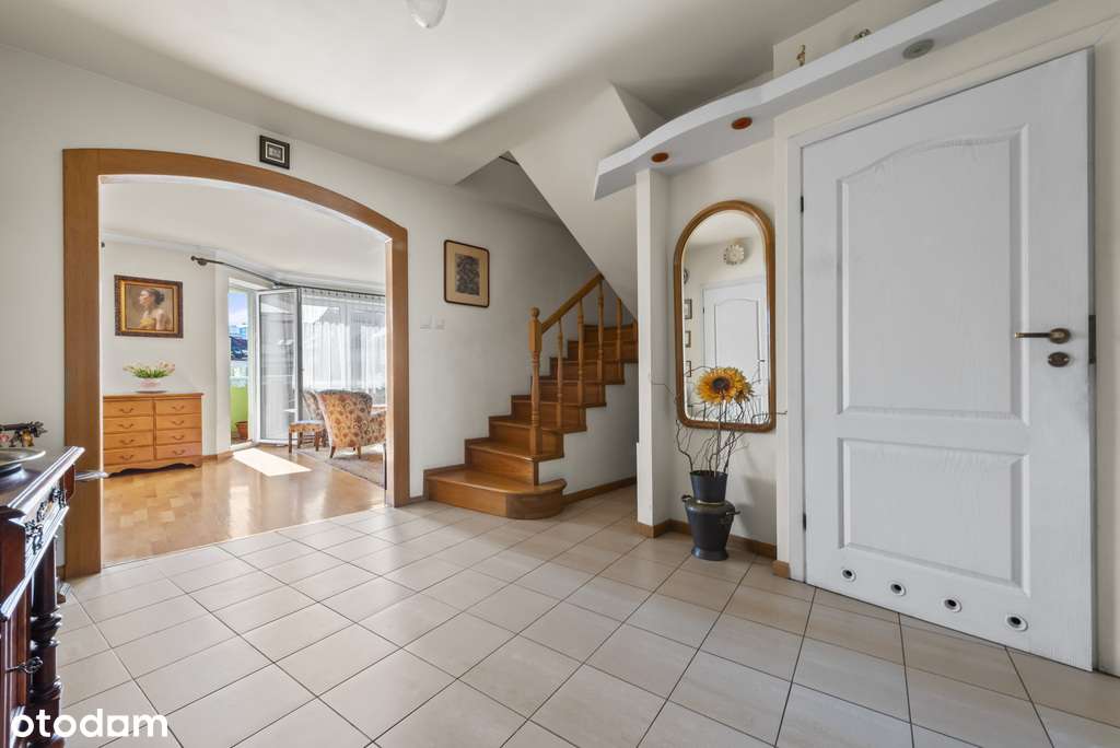 Dwupoziomowe mieszkanie dla rodziny, przy metrze!-6