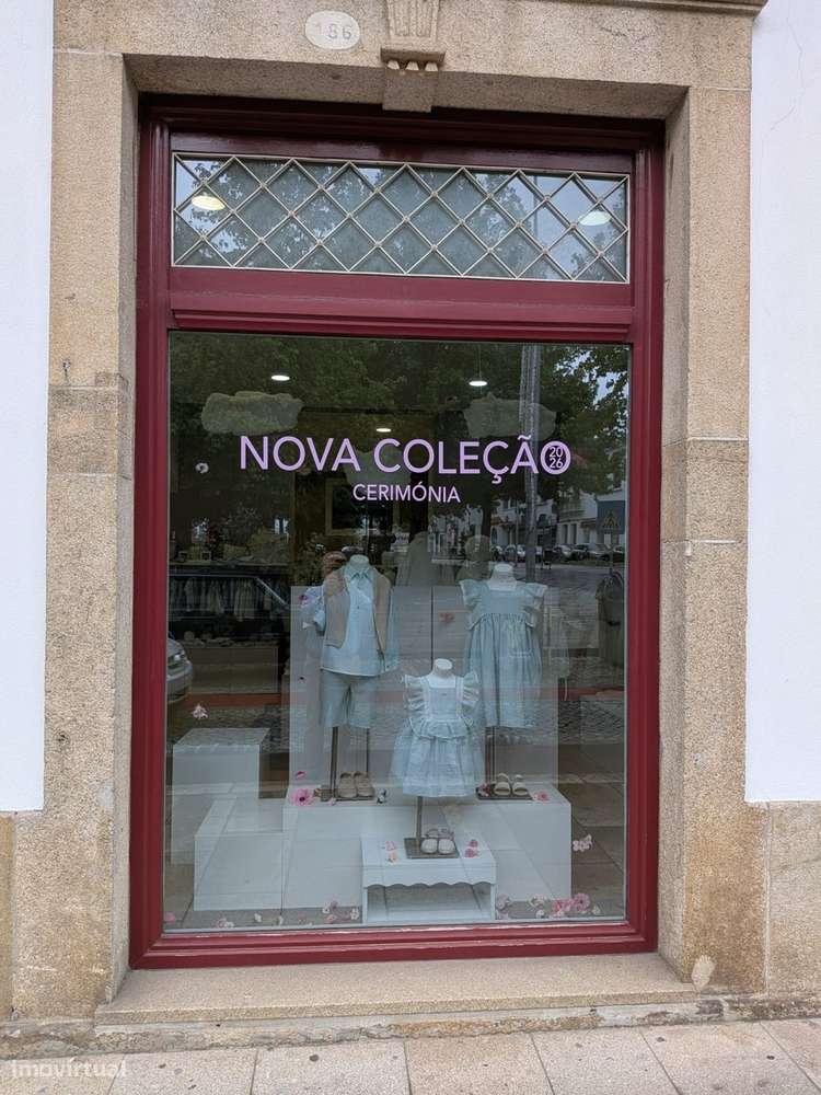 Loja comercial e serviços (Centro de Barcelos)-5