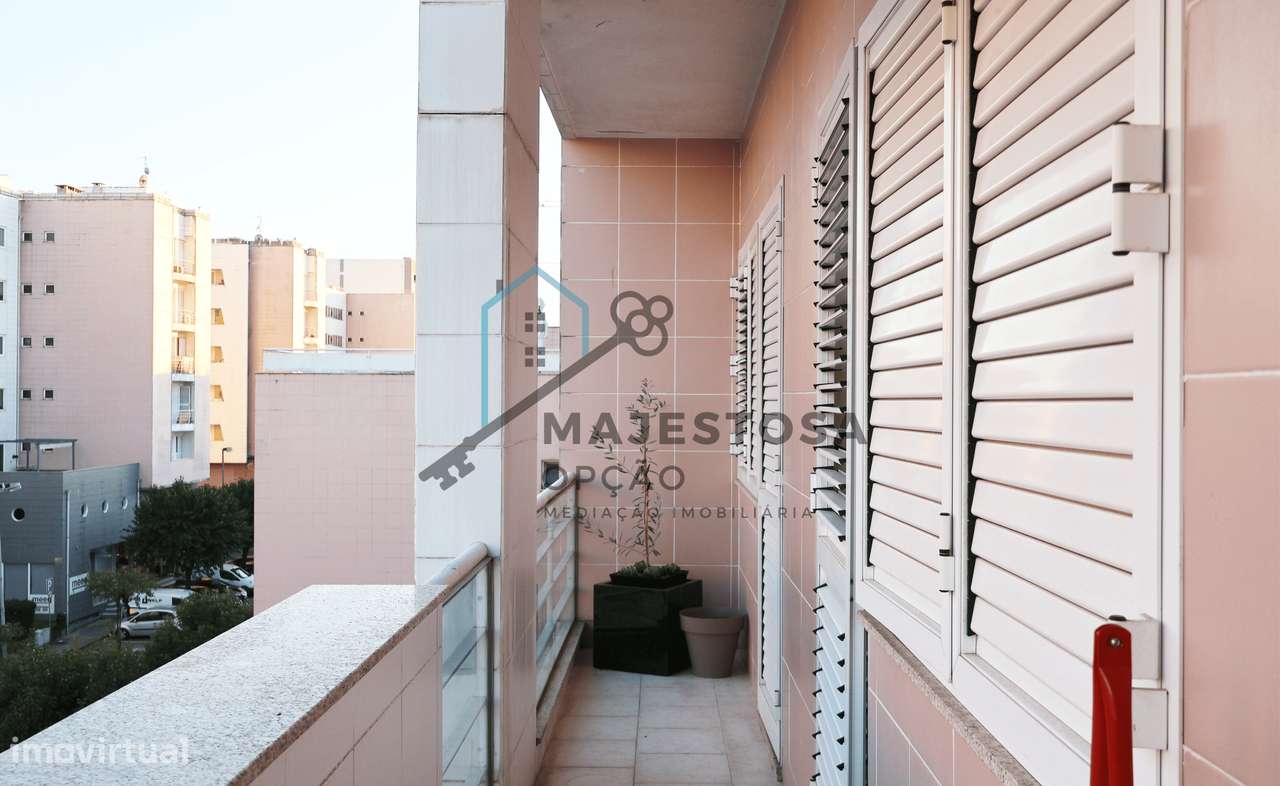 Apartamento T3 com Terraço Privado — Ferreiros, Braga-35