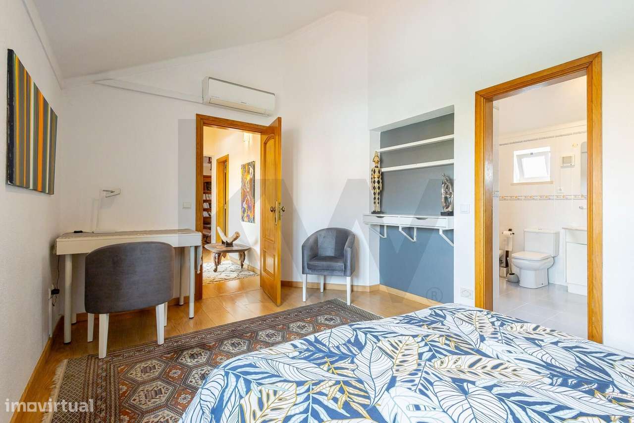 Moradia T5 com piscina junto à Quinta da Trindade / Quinta Dona Maria,-49