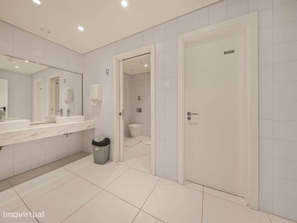 Apartamento T2 em Condomínio Privado com Piscina e Ginásio - Colina...-29