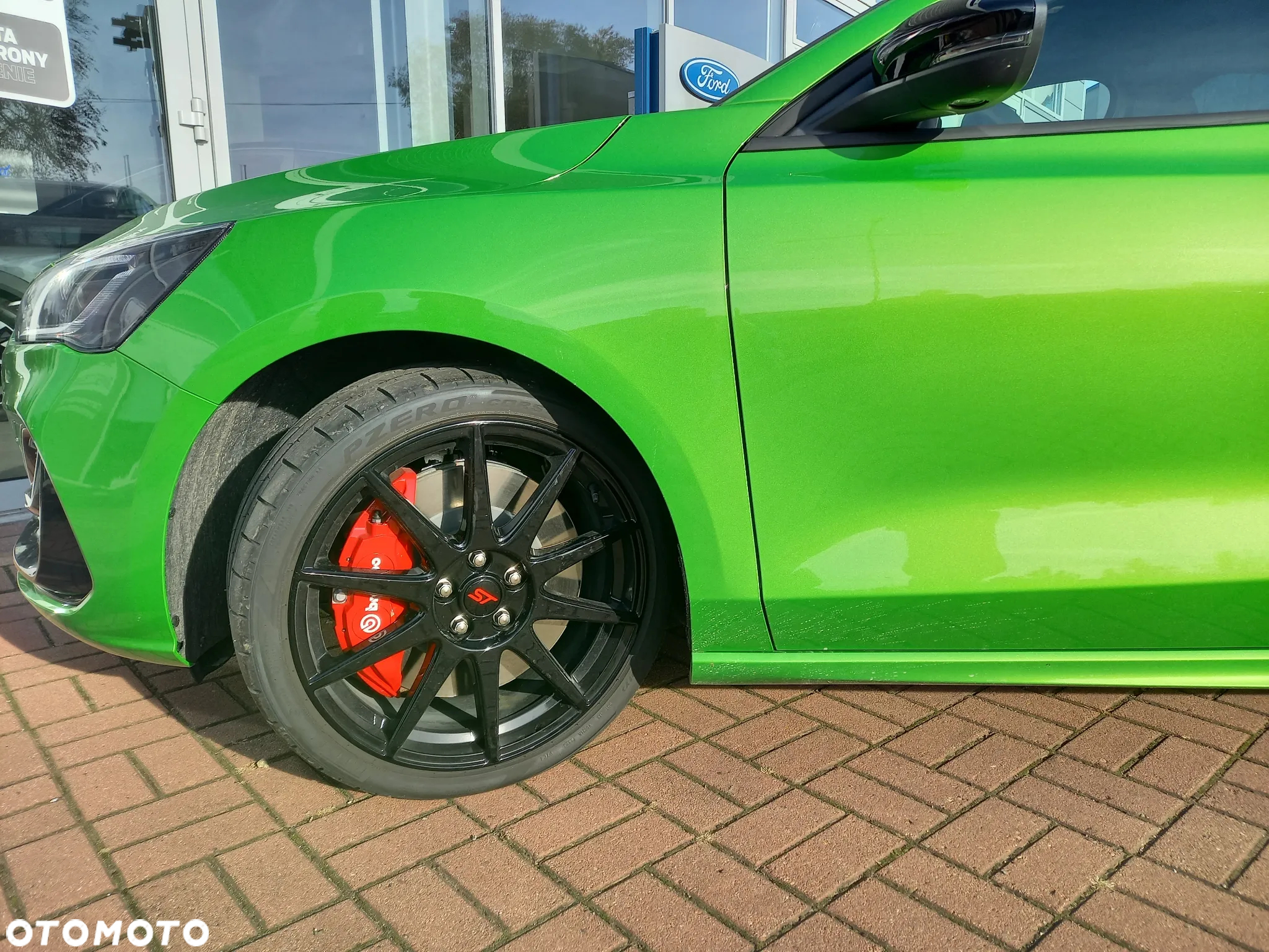 Ford Focus 2.3 EcoBoost ST X - 2