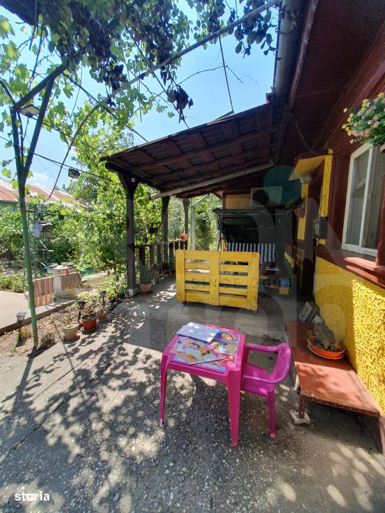 Voluntari - casă la curte cu teren generos de 861 mp-0