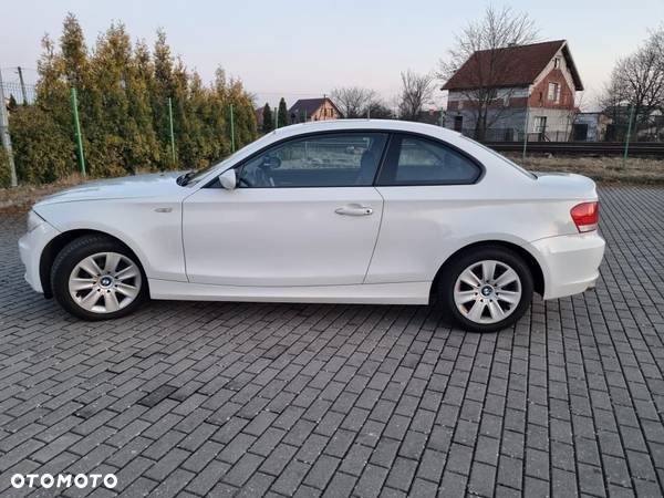 BMW Seria 1 120d Coupe - 18