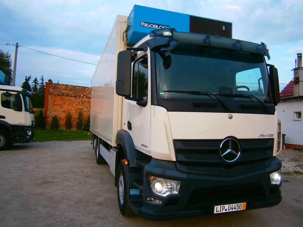Mercedes-Benz Antos 2015