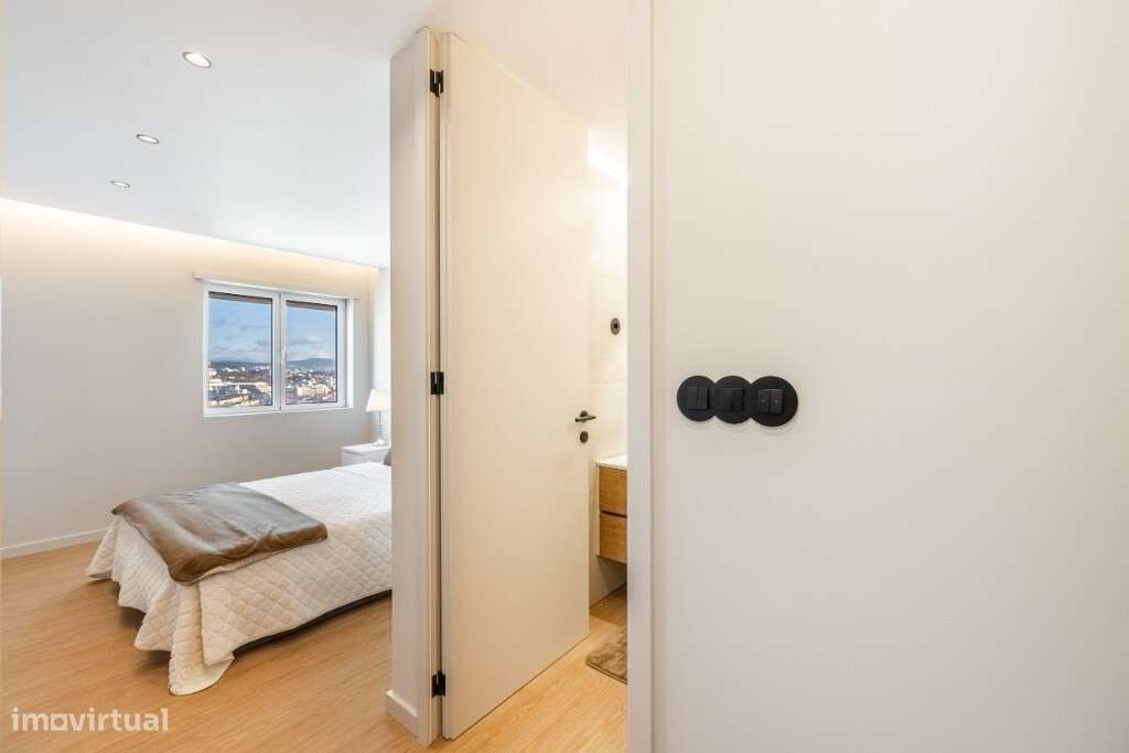 Apartamento T3 Remodelado | Próximo da Bosch-12