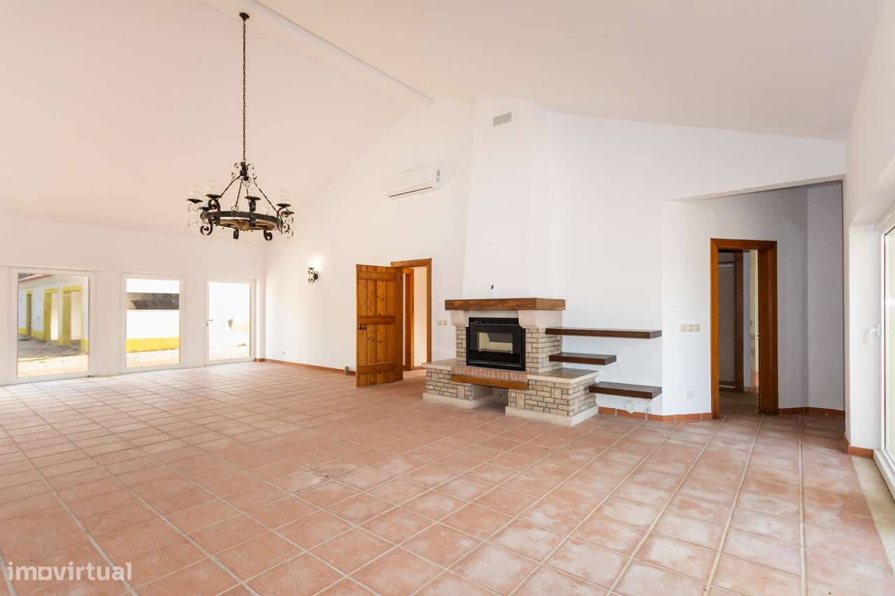 Herdade Exclusiva em Alenquer - Uma Oportunidade Única!-4