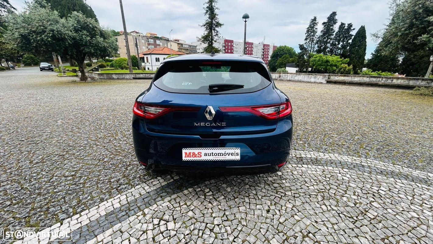 Renault Mégane 1.5 Blue dCi Intens EDC - 3