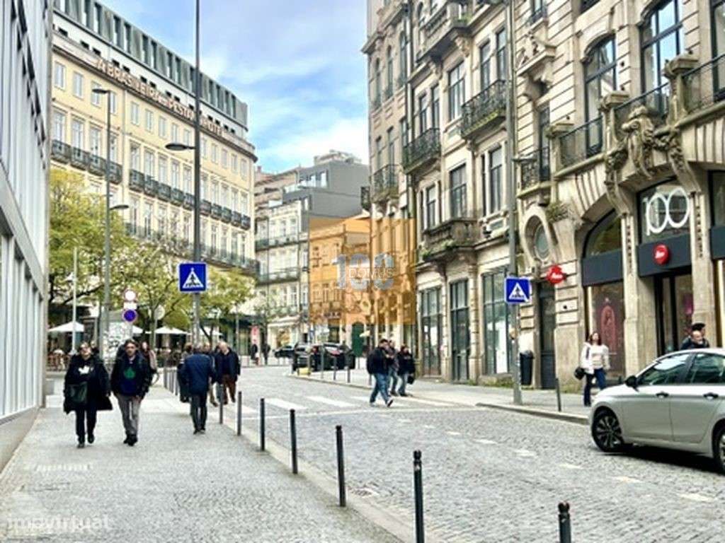 Loja Comercial no Empreendimento Sá da Bandeira Royal - Grande imagem: 5/53