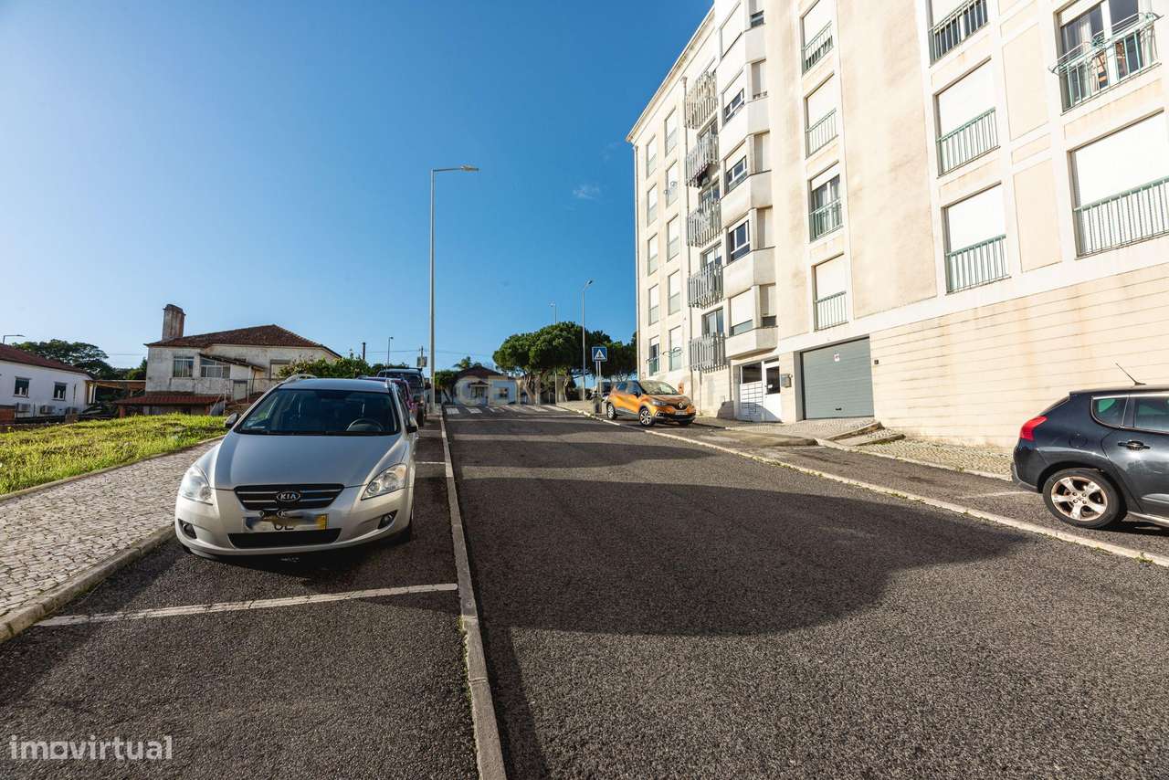 Apartamento T3 à Venda – Rio de Mouro-23