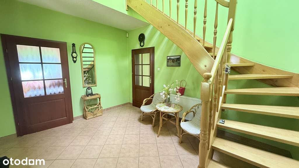 Duża działka, 4 pokoje, ogród i garaż, ul.Rybna-16