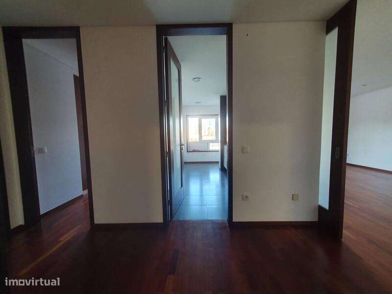 Apartamento em Porto, Bonfim - Grande imagem: 4/11