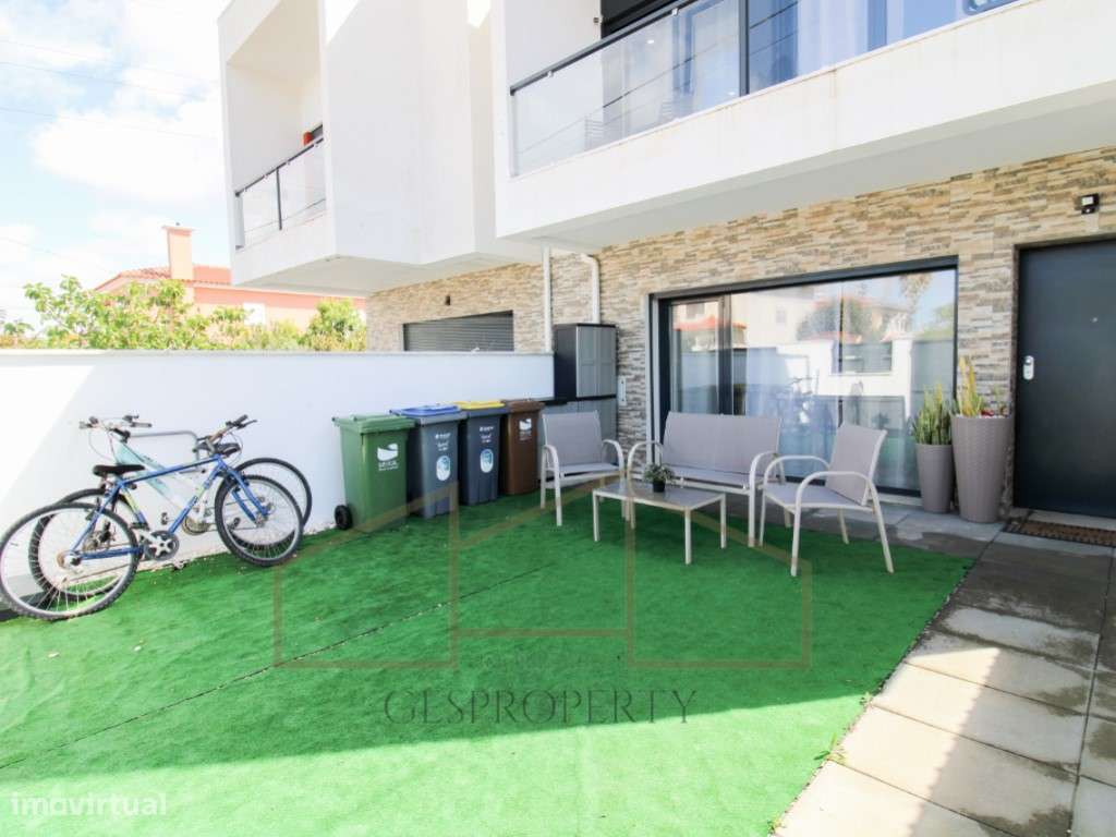 Moradia T3 nos Redondos, em Fernão Ferro-49