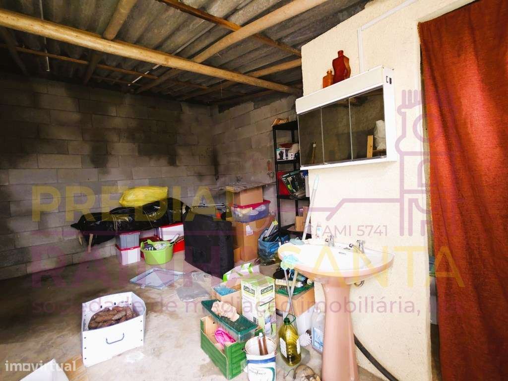 Moradia c/ 5000 m2 terreno , anexos, furo. 16 Km de Coimbra.-15