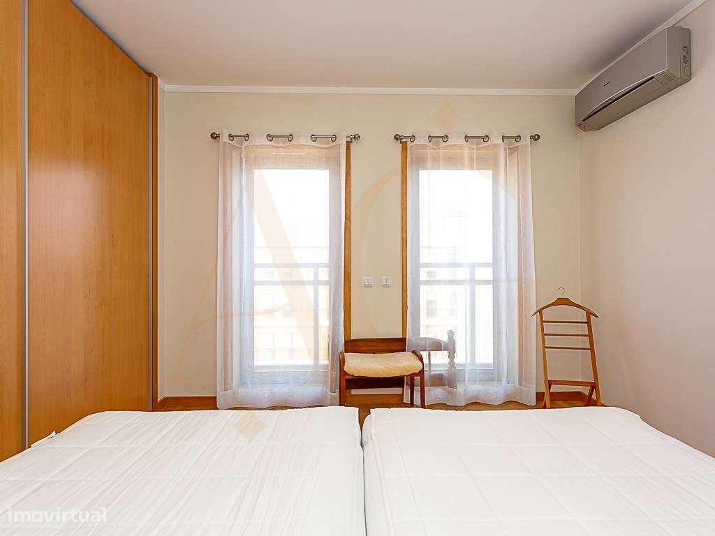 Apartamento T3 em Olhão com vistas incríveis e piscina comum-33