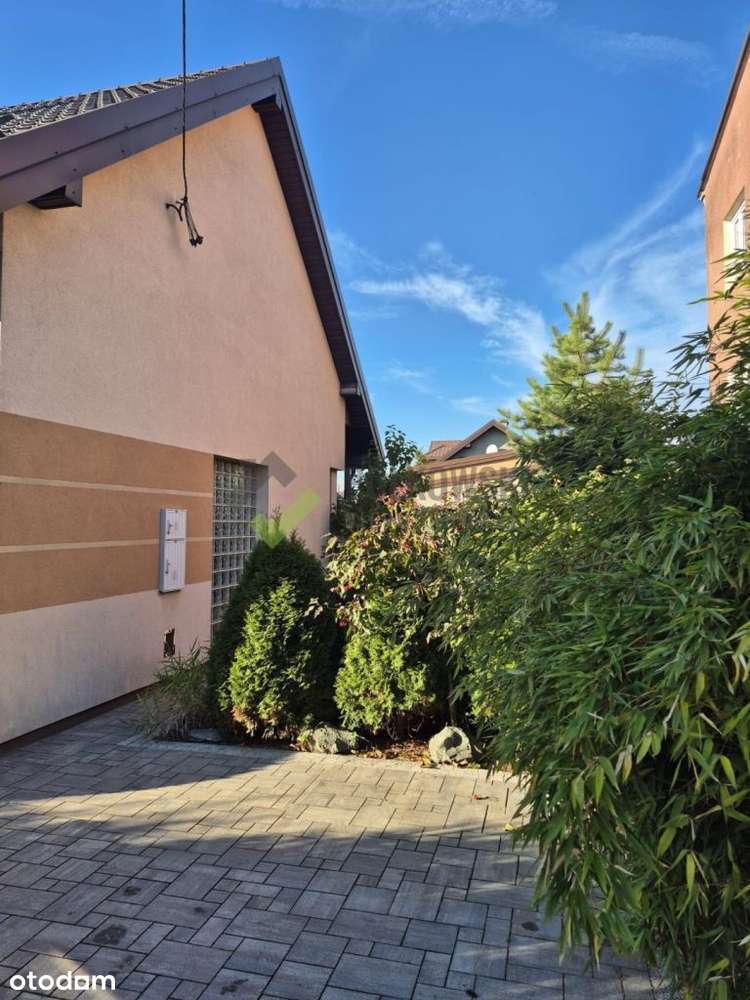 Dom jednorodzinny wolnostojący, działka 420 m2-18